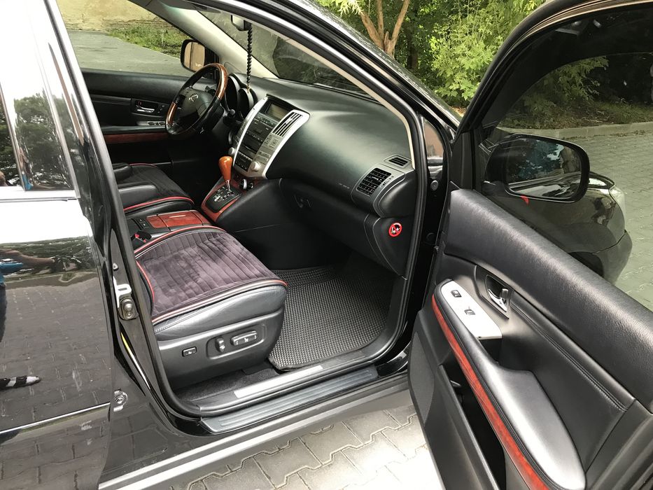 Продаю хороший автомобіль