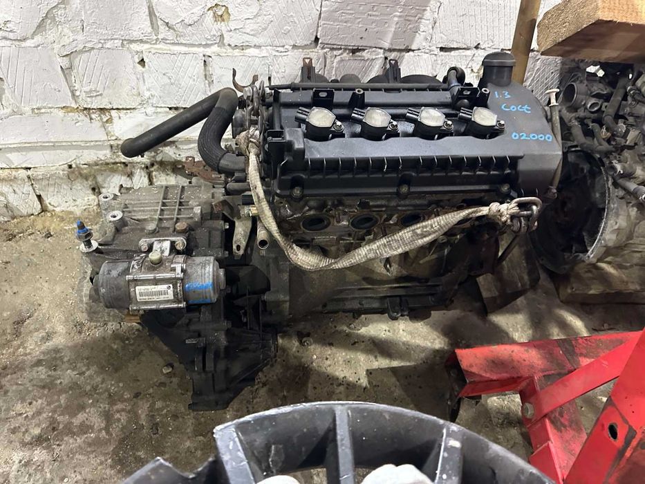 Мотор Двигун Двигатель 1.1 1.3 Mitsubishi Colt Митсубиши Кольт