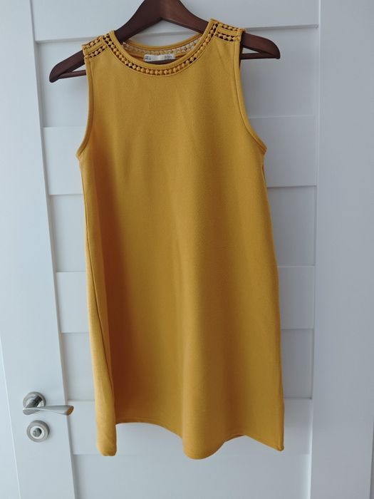 Sukienka musztardowa sfera