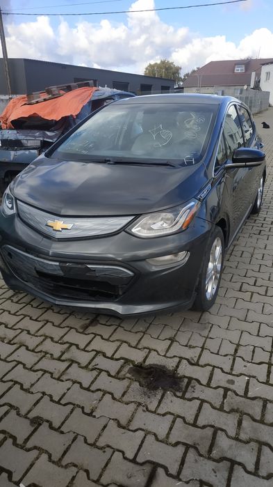 Chevrolet bolt 2018 64кв.