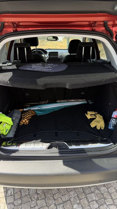 Peugeot 2008 1.2 PureTech Allure — photo 4