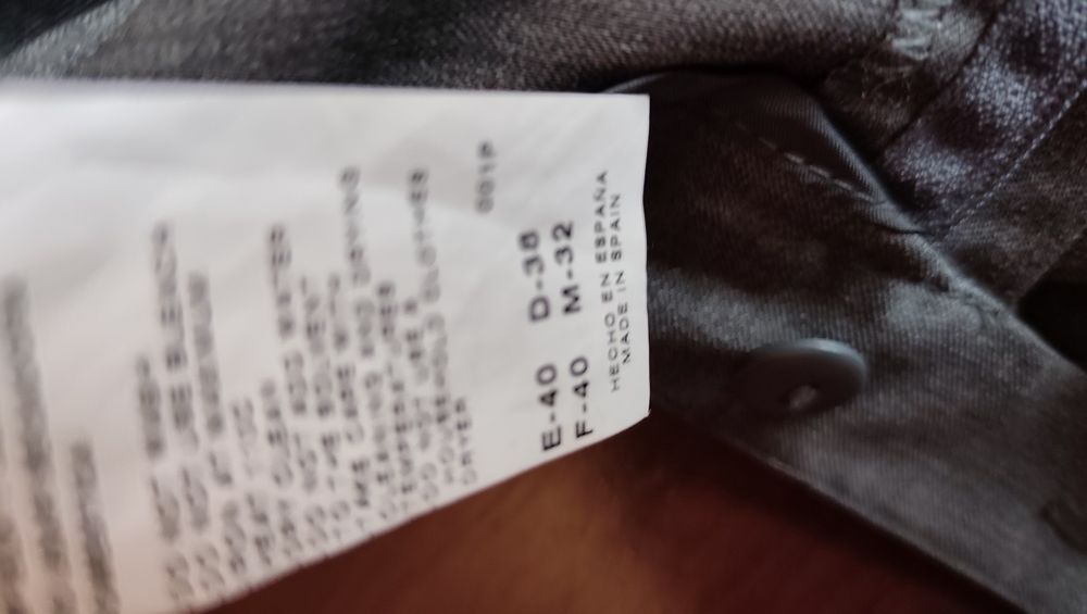 Calça de senhora em tecido fino tintoretto