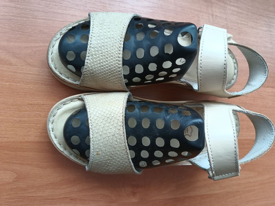 Sandały damskie Lasocki r.36