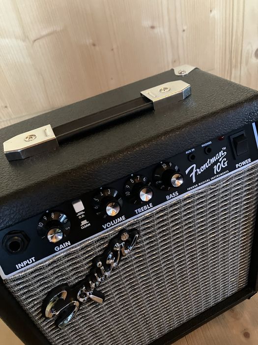 Amplificador Squier Frontman 10G