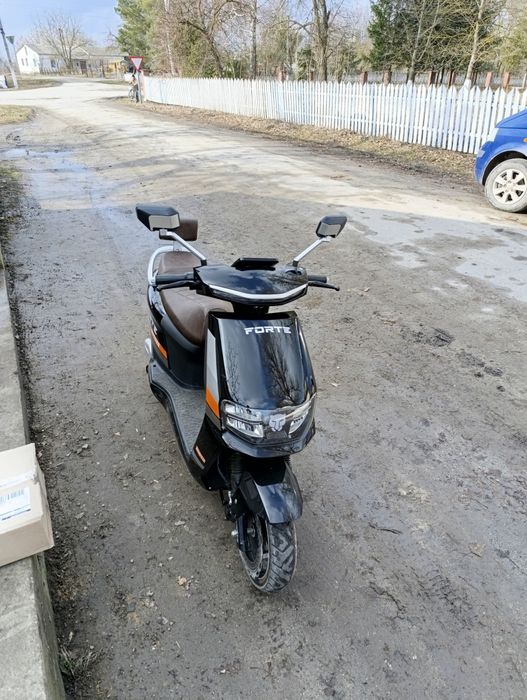 Продаж Єлектро-скутора