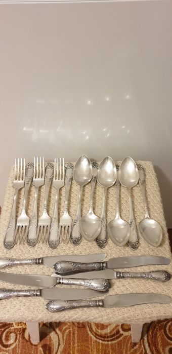 Набор  мельхиоровый столовый