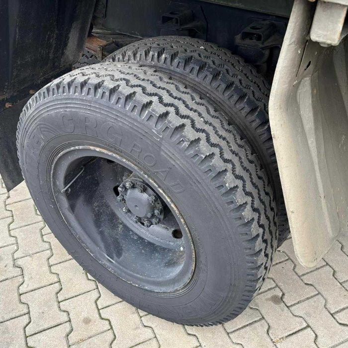 Samochód ciężarowy Star 200 skrzyniowy