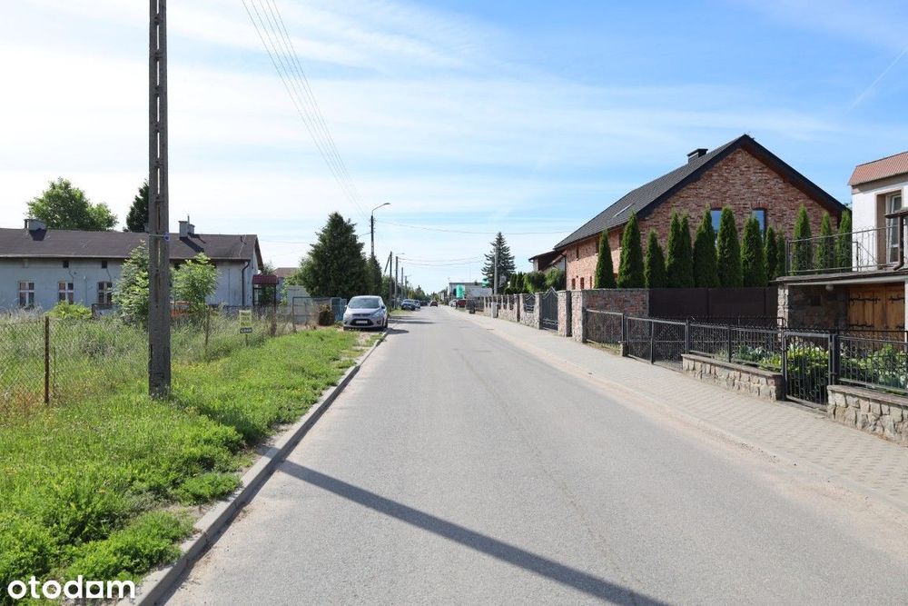Działka budowlano-usługowa 2397 m² – centrum Liniewa
