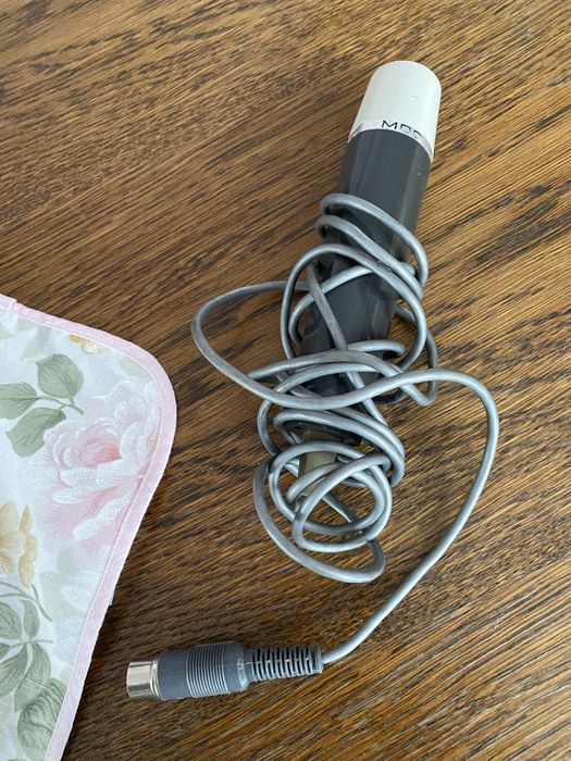 Stary mikrofon retro mikrofon vintage