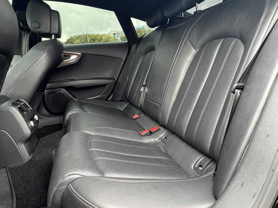 Audi    A7  2015