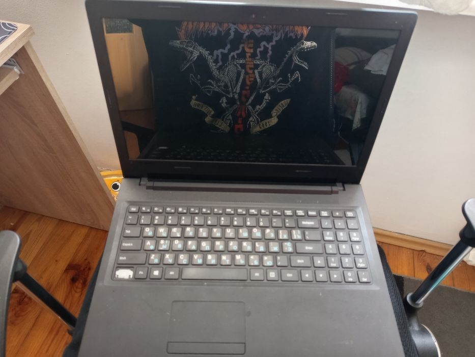 Laptop sprawny Lenovo NIE PISAĆ NA NUMER