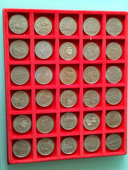 60 Moedas em Cupro-Níquel 30 de 200$ +30 de 100$