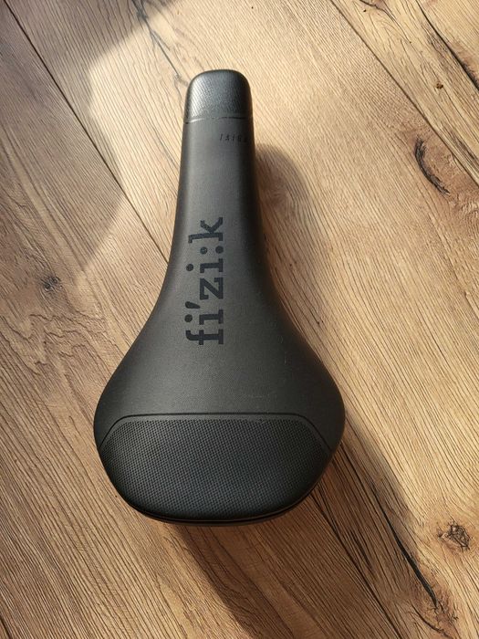 Siodełko Fizik  TAIGA REGULAR