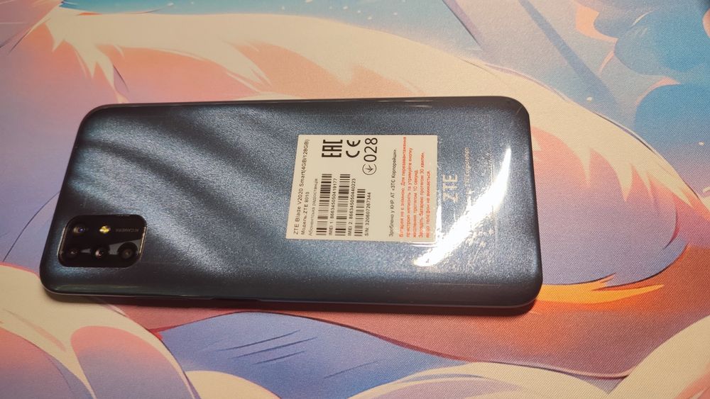 Продам смартфон ZTE Blade V2020 Smart 4/128 GB у дуже гарному стані.