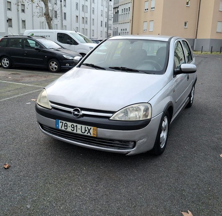 Opel Corsa 1.2i 75cv Nacional 03