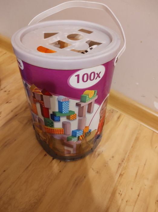 Klocki drewniane i plastikowe