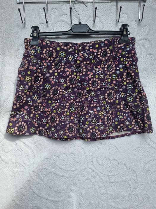 Mini saia roxa as flores Estradivarius n°36  MS 030