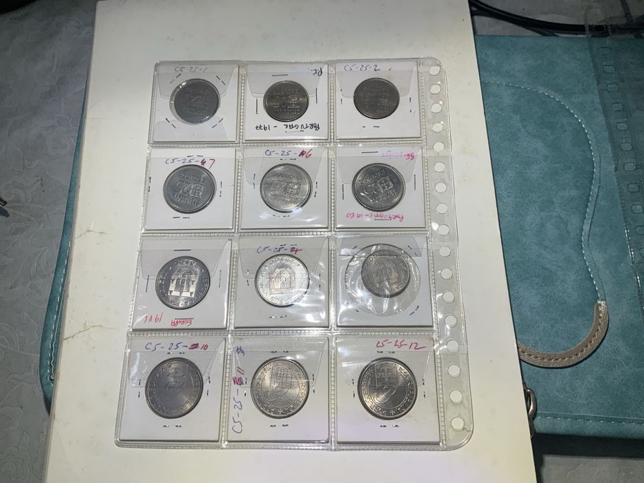 Lote moedas 25 escudos Portugal 1977 a 1986
