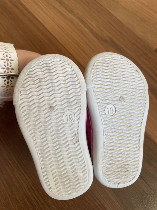 różowe trampki dla dziewczynki rozmiar 19