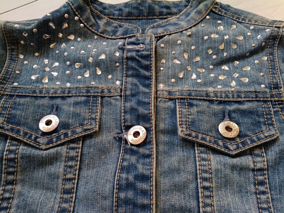 Guess kurtka, bezrękawnik,kamizelka+gratis 2 spódniczki