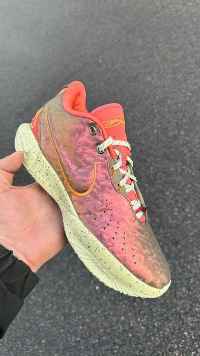 #3764 Nike LeBron XXI [US 8|26 cm] NEW