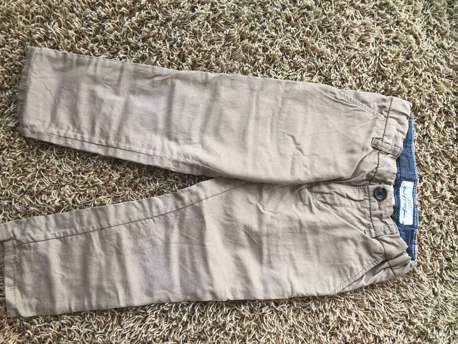Casaco Zippy e calça C&A