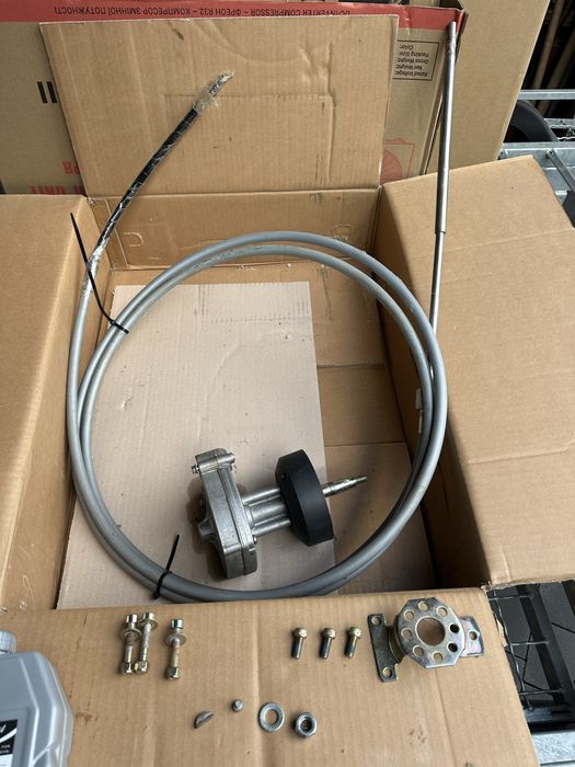 Трос рульвого редуктора на катер