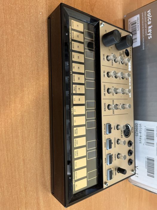 Korg Volca Keys Sintetizador Analógico