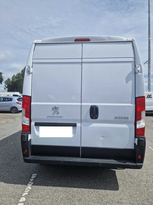Vende Peugeot Boxer L2H2 2.2 Hdi 140 cv 11-2021 - Agora só