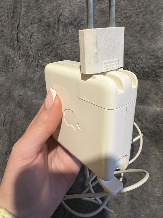 Original macbook magsafe