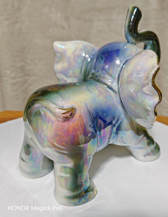 Słonik porcelanowy