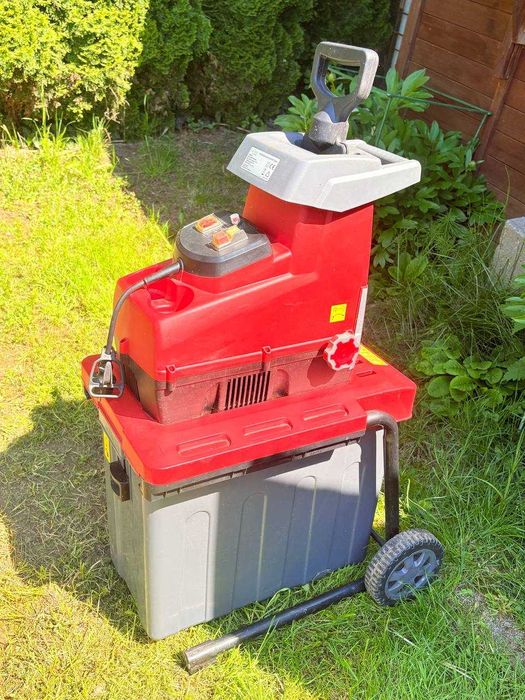 Rozdrabniacz frezowy do gałęzi LIDER PLUS GTR2800 2800W