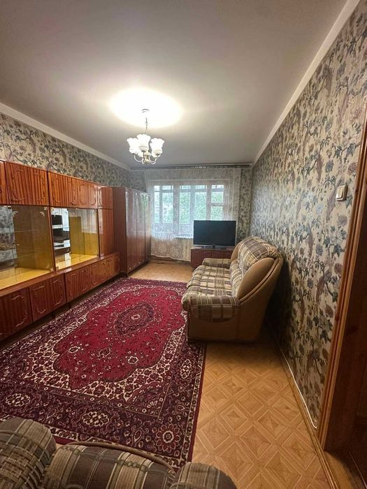 Продам 2 ком. квартиру пр. Добровольского