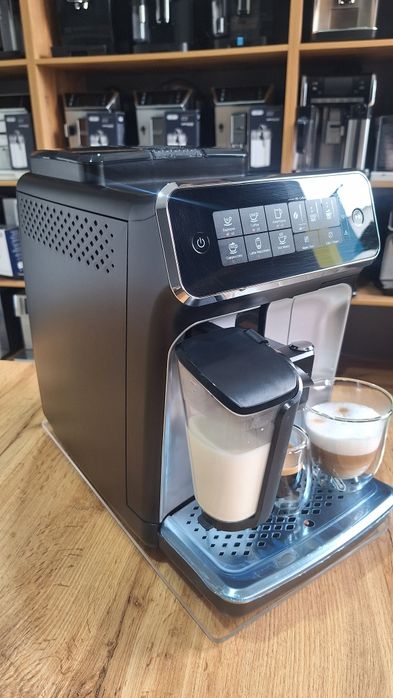 Кавомашина Philips LatteGo