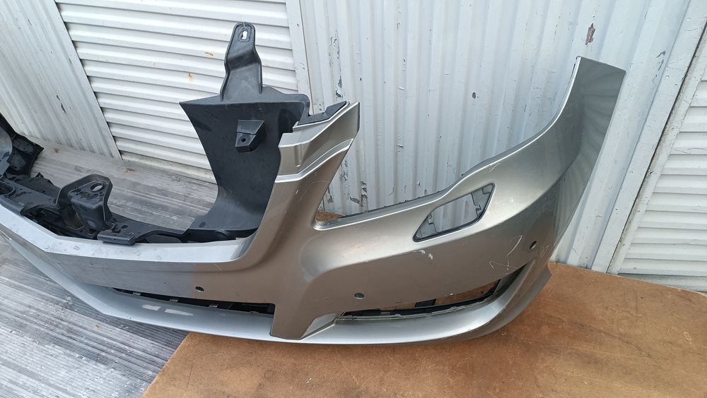 Vendo parachoque de frente Mercedes Benz classe R W251 ano 2017