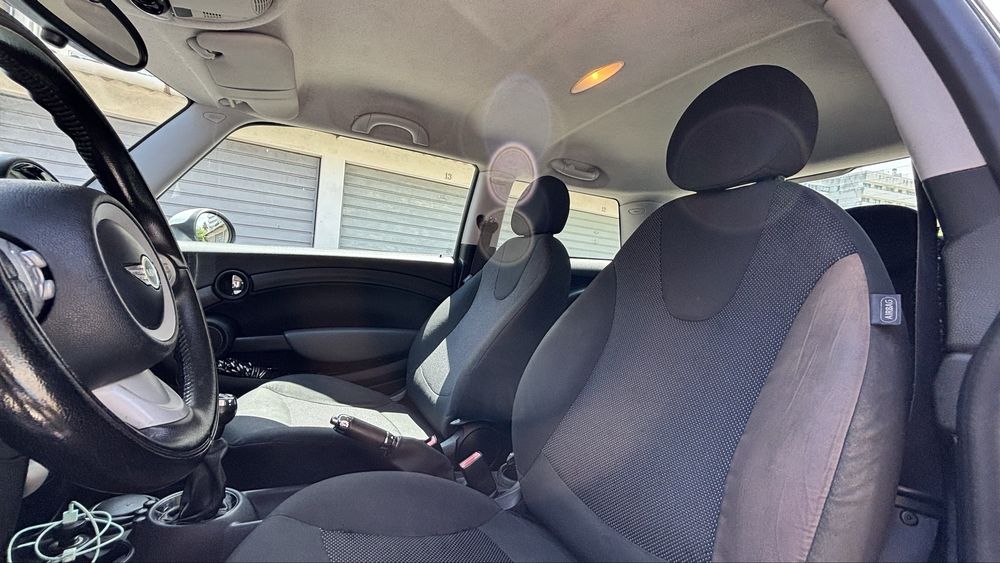 Mini Cooper D 1.6 110cv- conduçao Go Kart