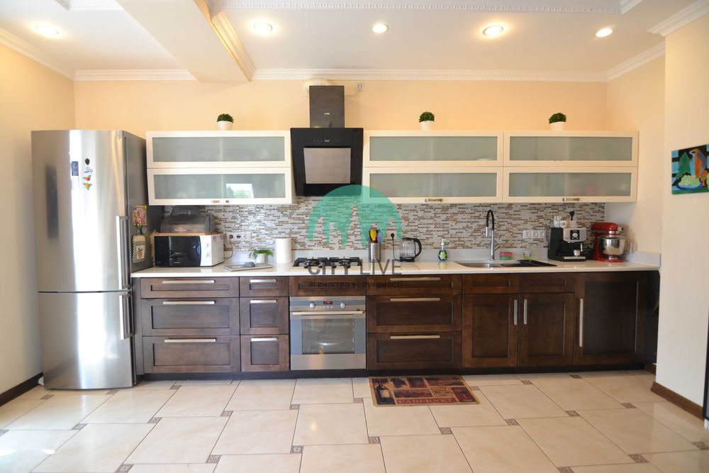 Шикарний будинок.Зайшов живеш -с.Угринів 10хв від Івано-Франківська(63