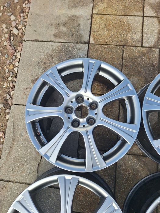 Alufelgi Brock do Renault Megane 5x114.3  17 cali