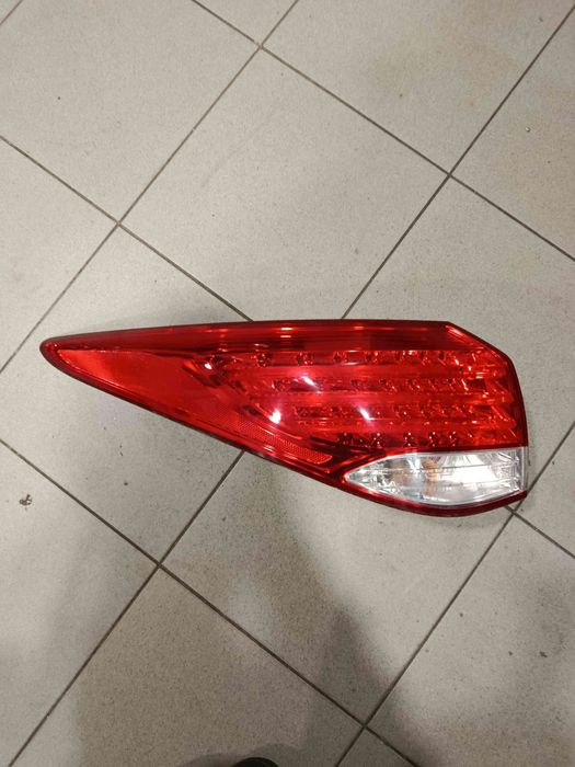 Farolim esquerdo HYUNDAI i40 CW (VF)