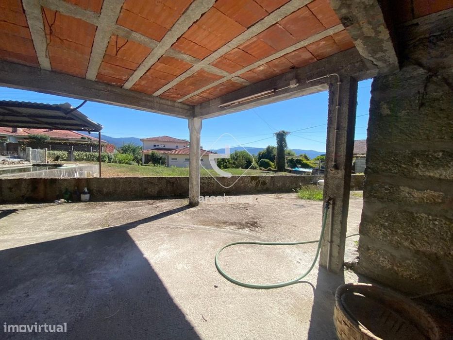 Moradia T4 - Paçô - Arcos de Valdevez