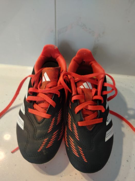Buty adidas predator rozmiar 33  piłka nożna