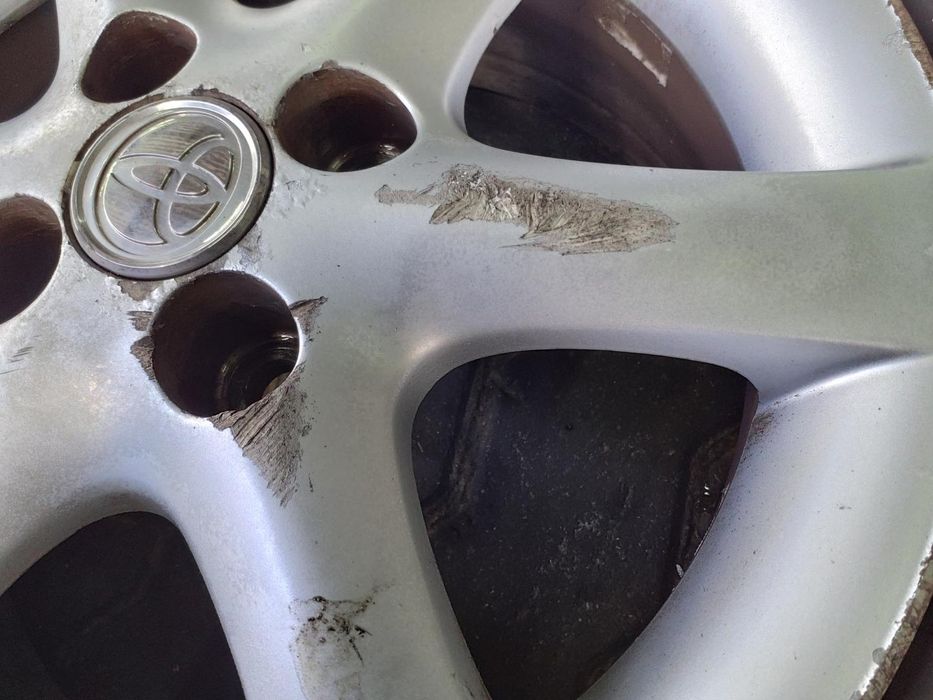 Jantes Toyota R15 Com Pneus 195/60 Furação 4X100