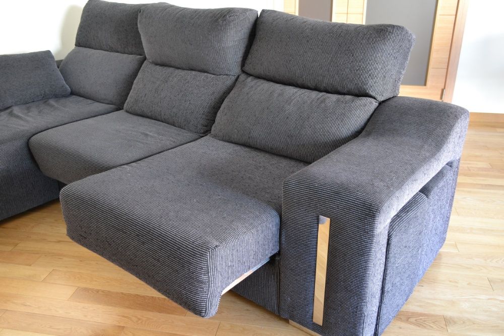 Sofá com Chaise Long