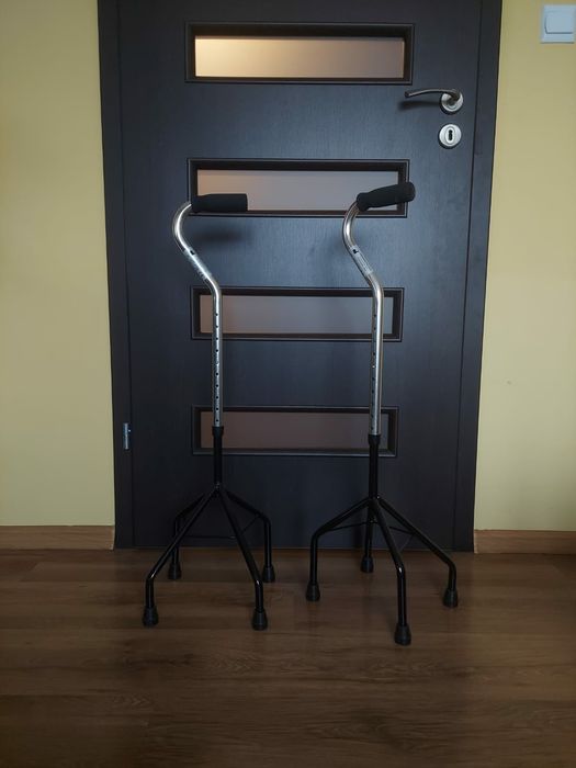 Czwórnóg x 2, kula x 2, sprzedam