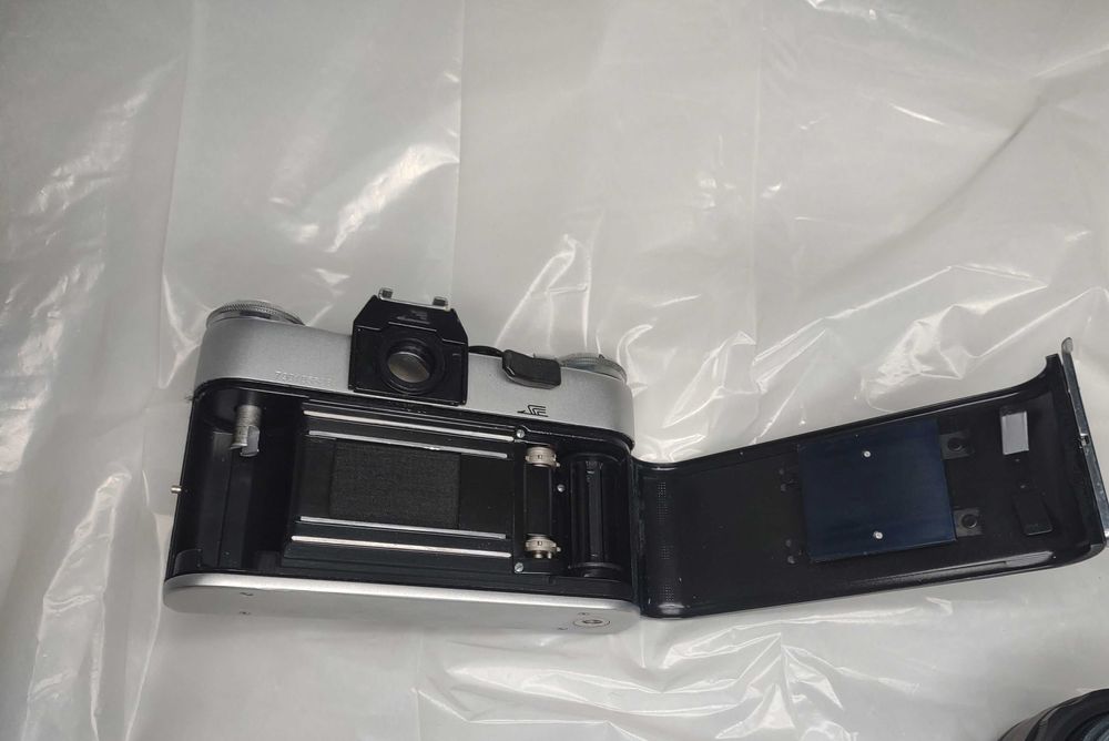 Zenit-e . Helios 44-2.