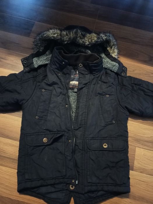 Zimowa kurtka dziecięca na 4-5 latka