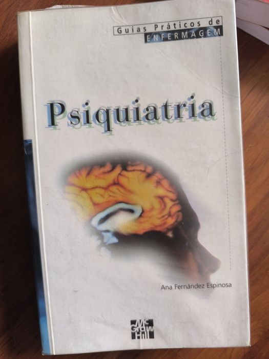 Psiquiatra guia enfermagem