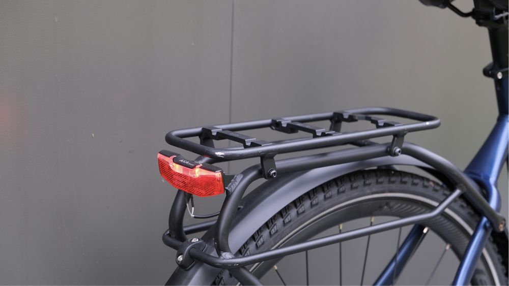 Електровелосипед міський Giant Explore blue