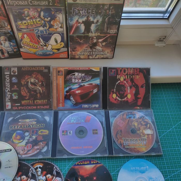 Игры PS1 , PS2 б.у Лотом 20шт ( Mortal Combat , Quake 2, NFS, Doom)