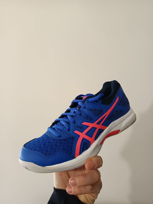 Buty sportowe Asics task 2
